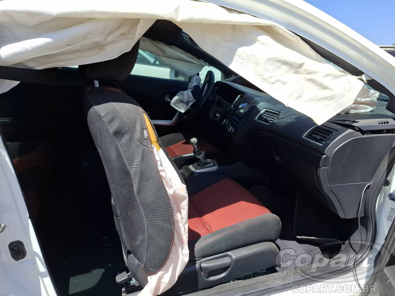 Honda Civic Coupe 2015 — foto 5
