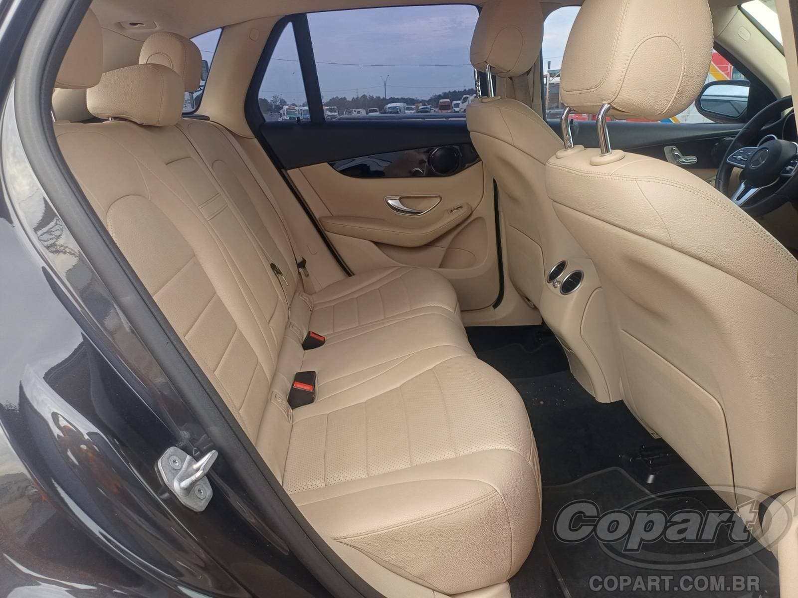 Mercedes-Benz GLC 2020 — foto 6
