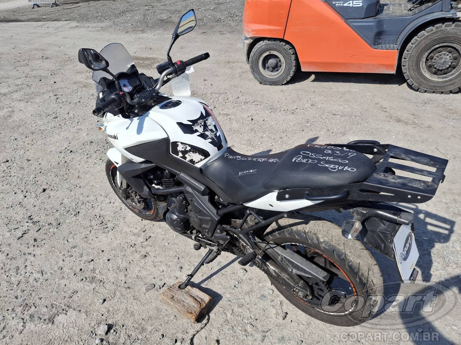 Kawasaki Versys 2012 — foto 3