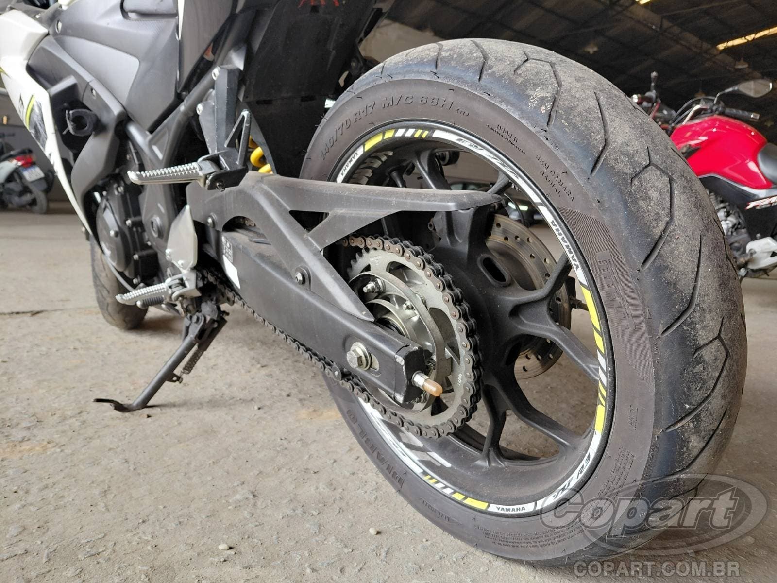Yamaha YZF R3 2018 — foto 7