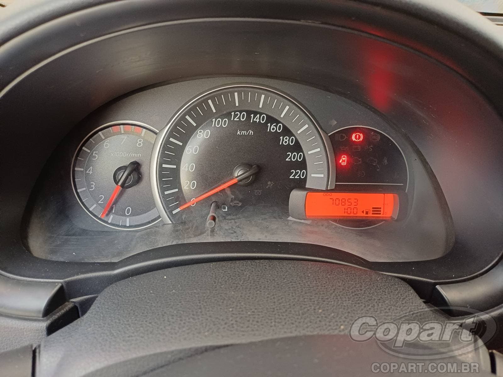 Nissan March 2015 — foto 8