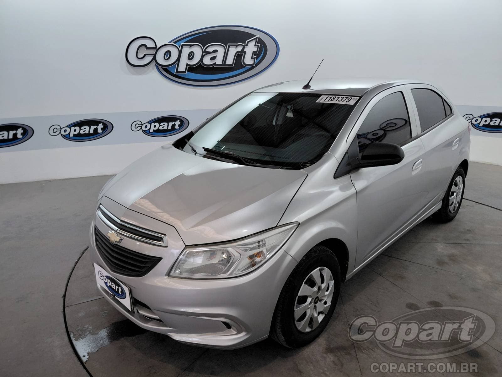 Chevrolet Onix 2015 — foto 2