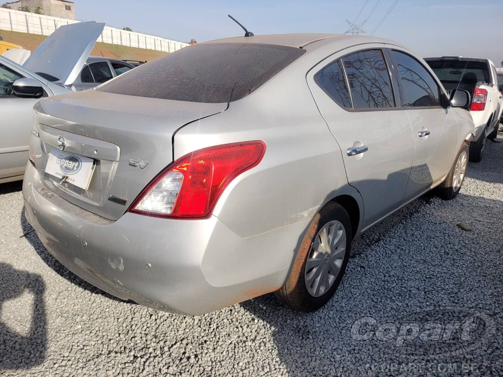 Nissan Versa 2014 — foto 4