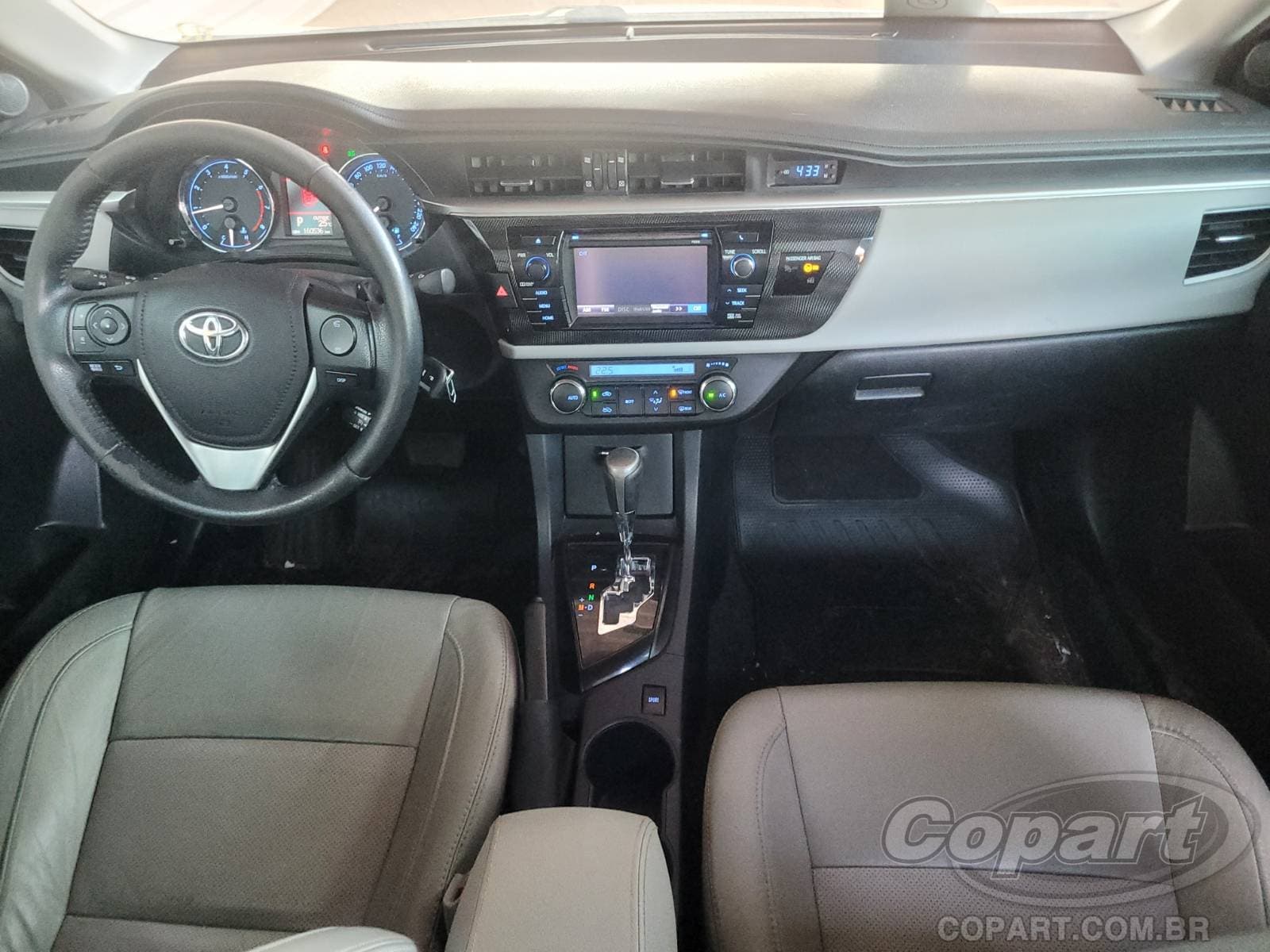 Toyota Corolla 2015 — foto 9