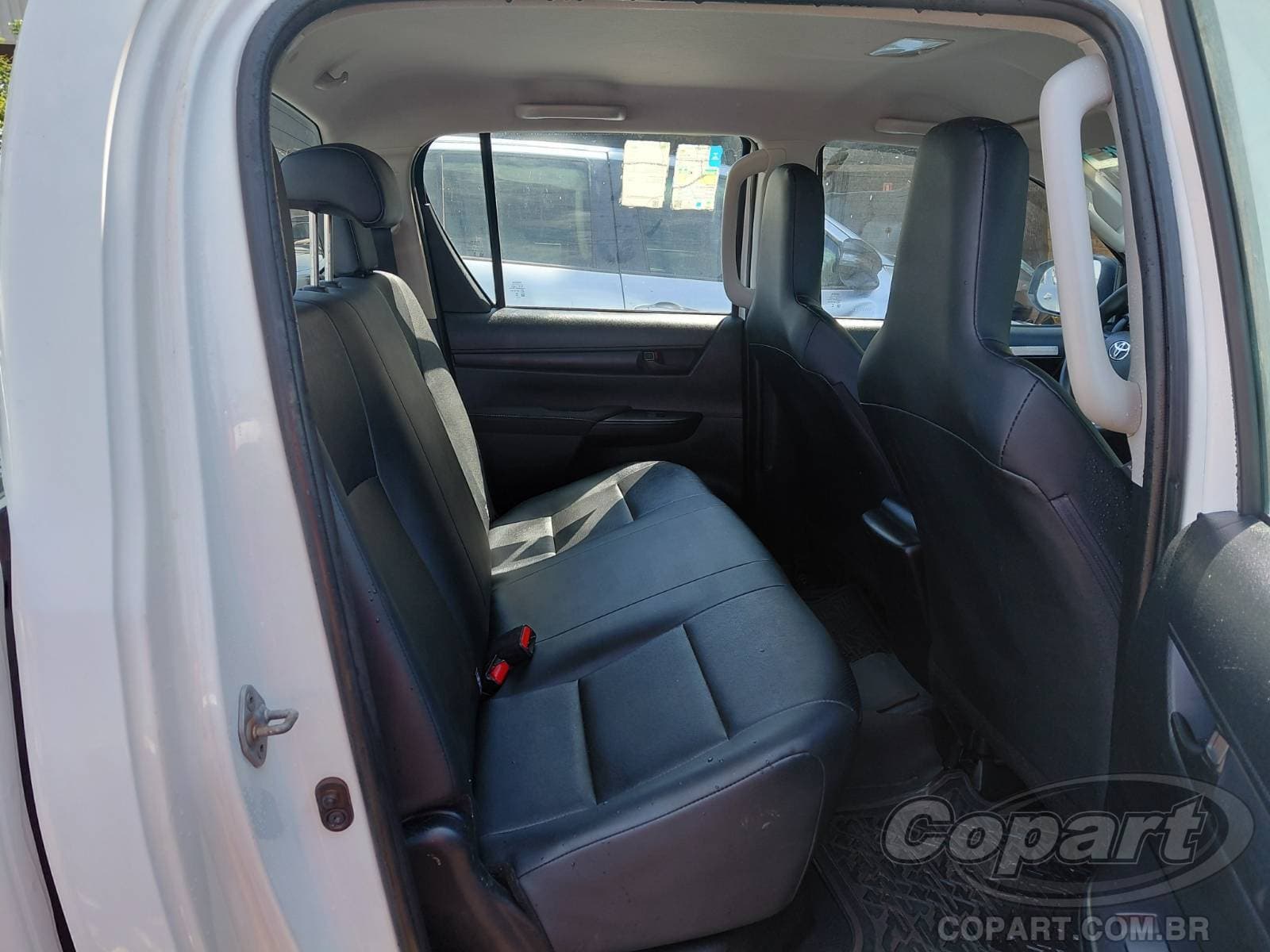 Toyota Hilux CD 2024 — foto 6