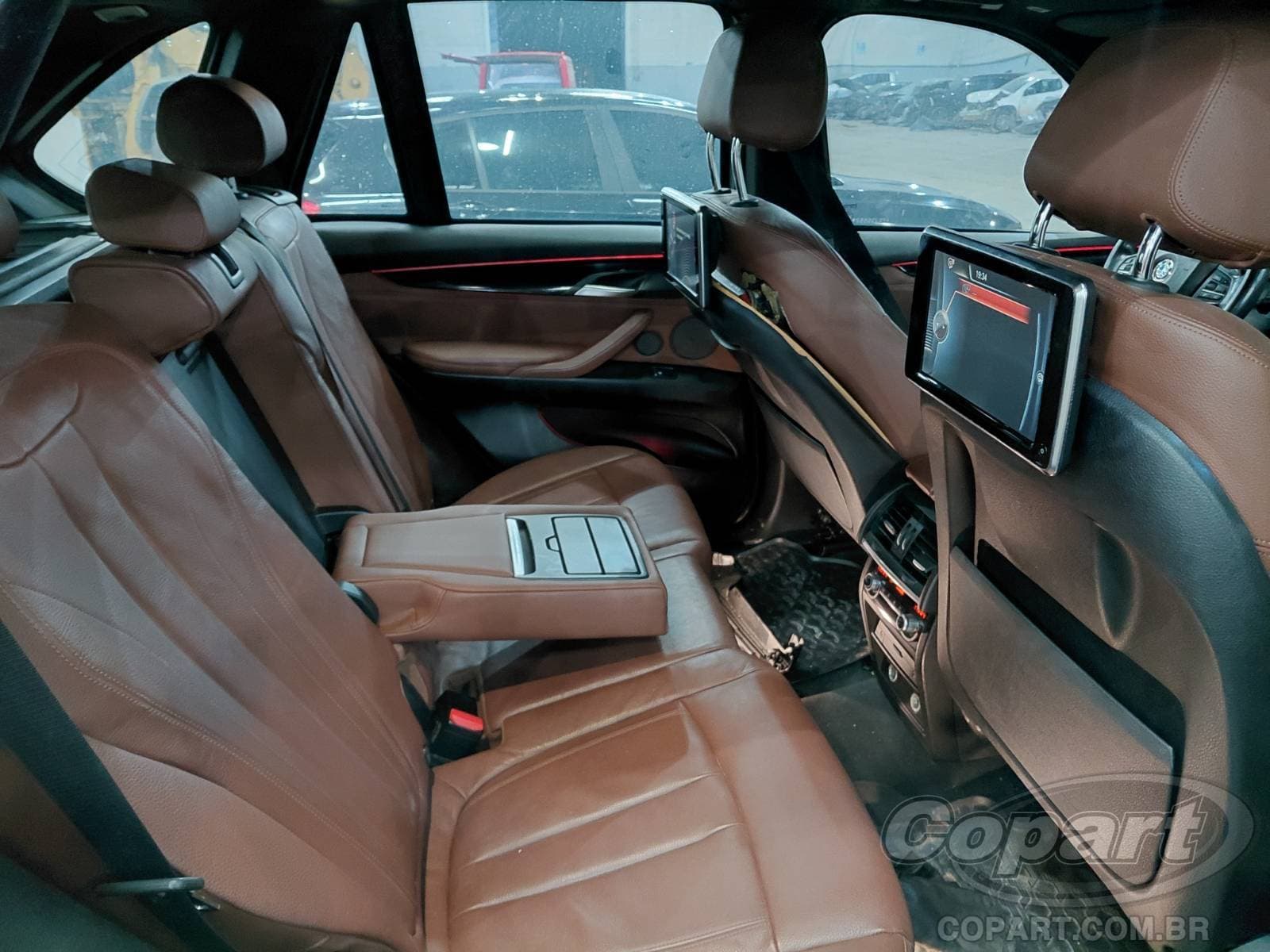 BMW X5 2015 — foto 6