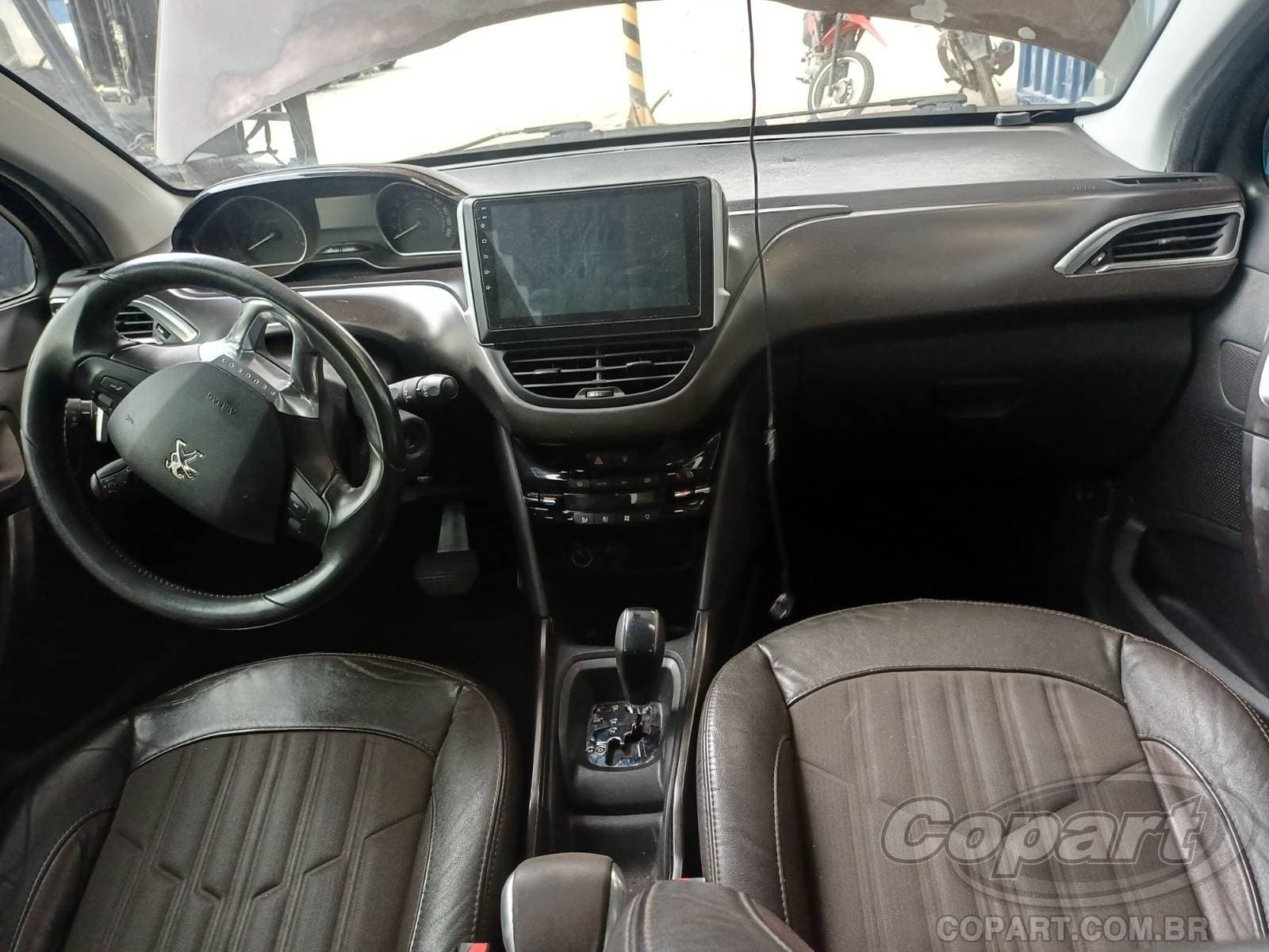 Peugeot 2008 2017 — foto 9