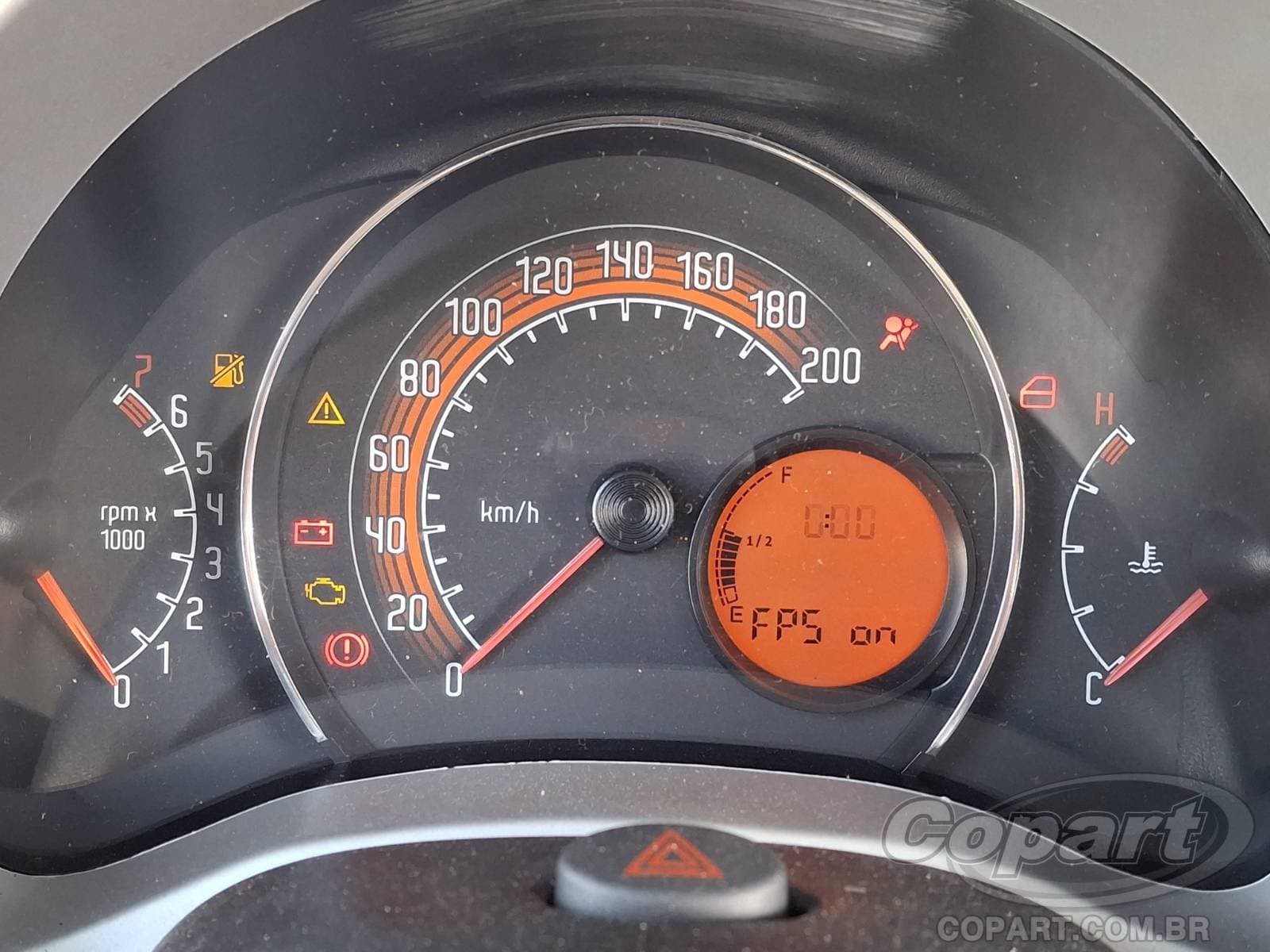 Fiat UNO 2014 — foto 8