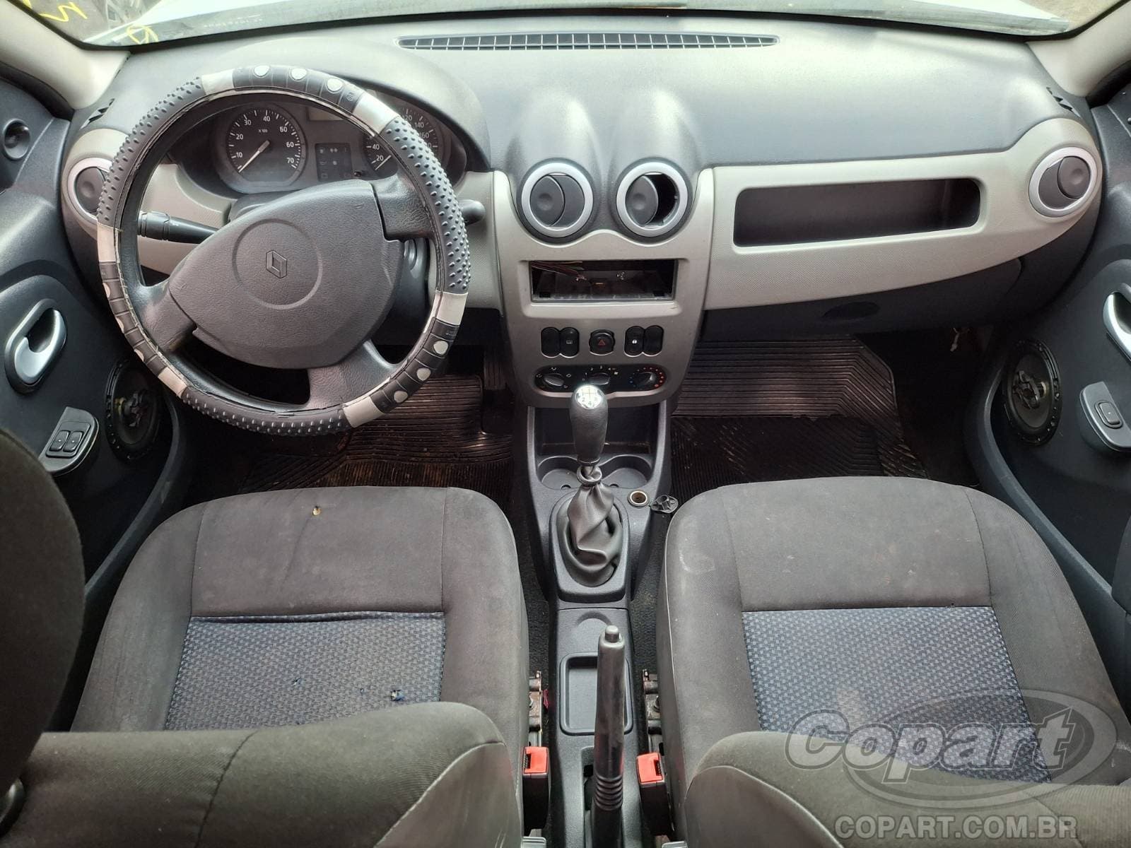Renault Sandero 2011 — foto 9