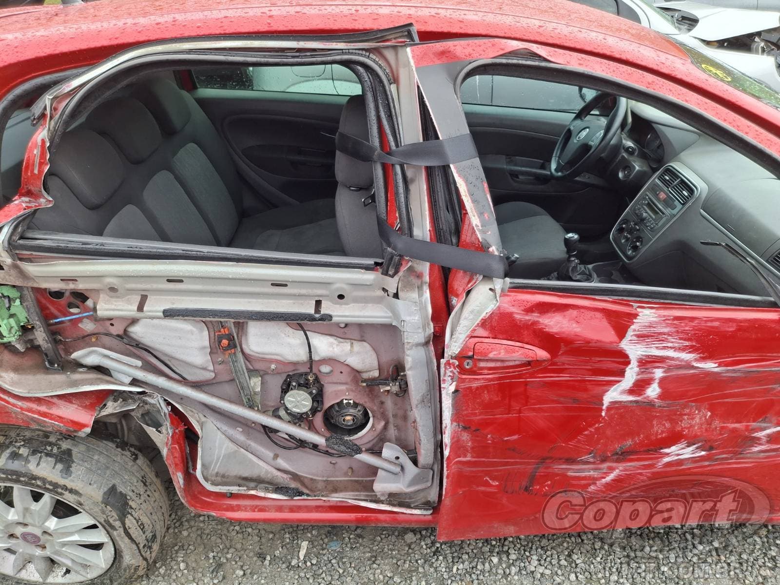 Fiat Punto 2011 — foto 13