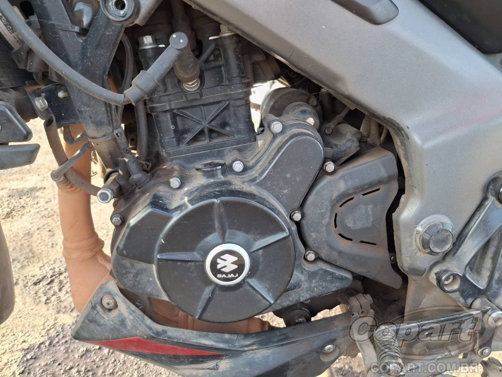 Bajaj Dominar 2025 — foto 5
