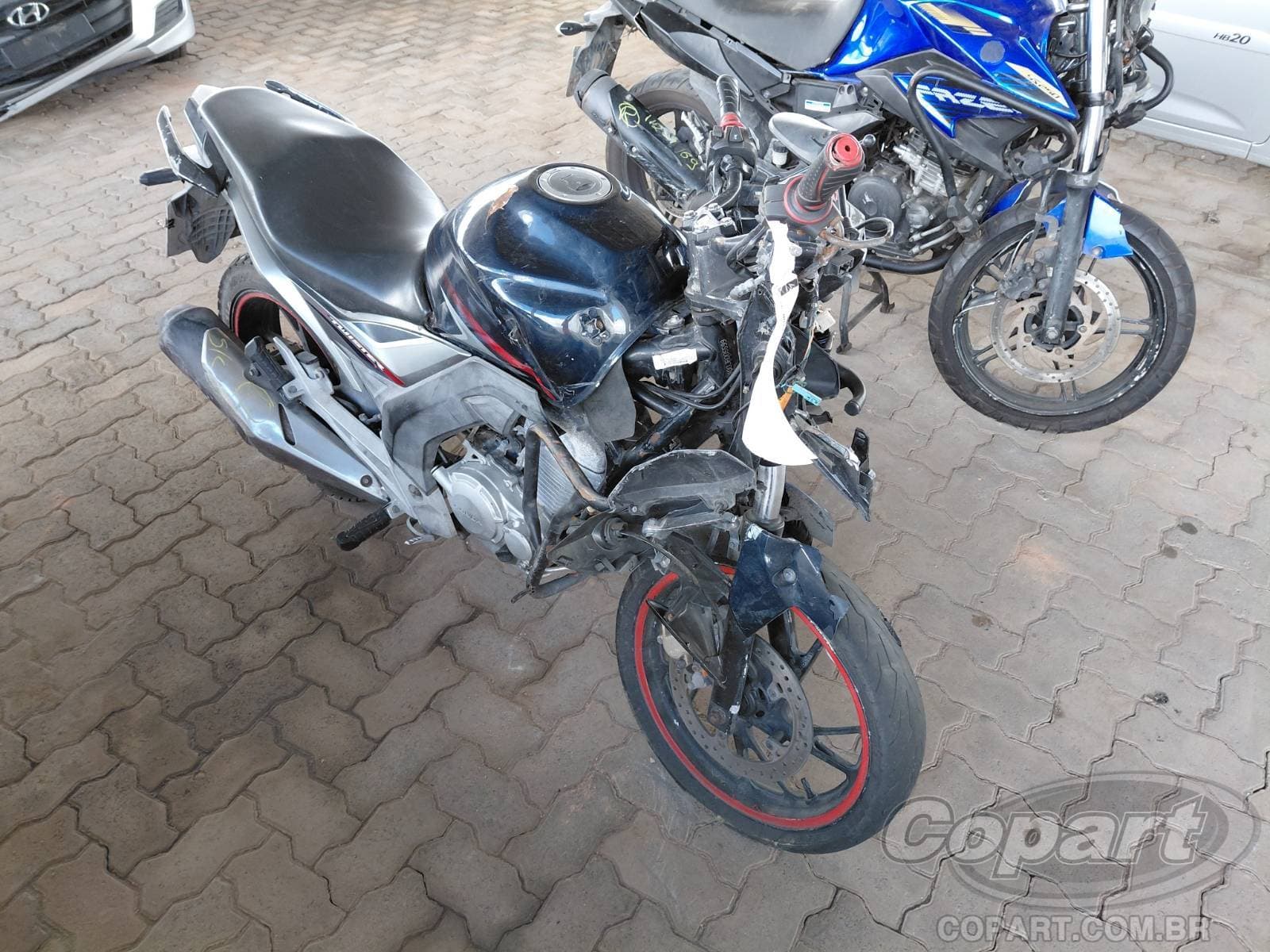 Honda CB 250 F 2018