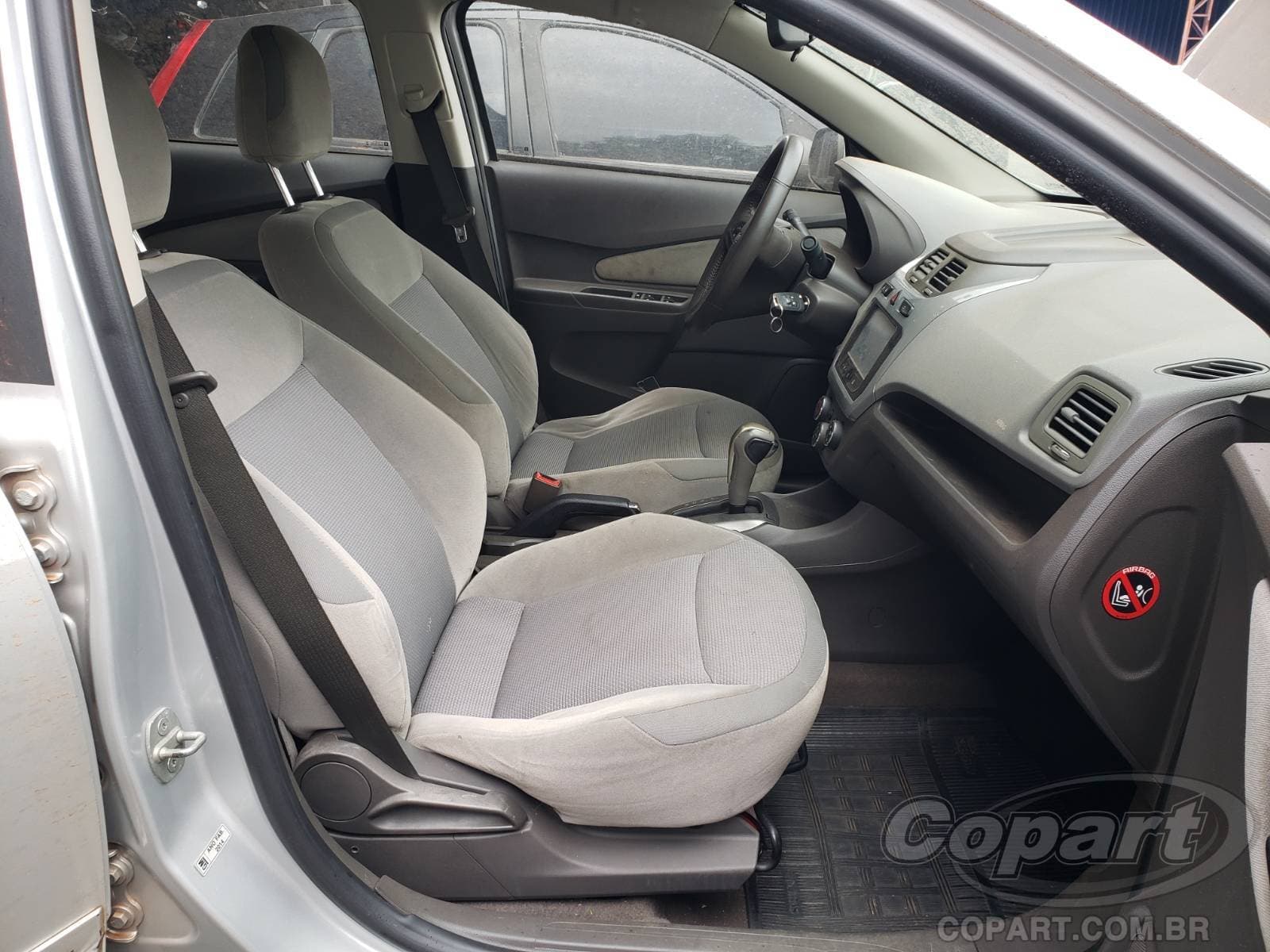 Chevrolet Cobalt 2015 — foto 5