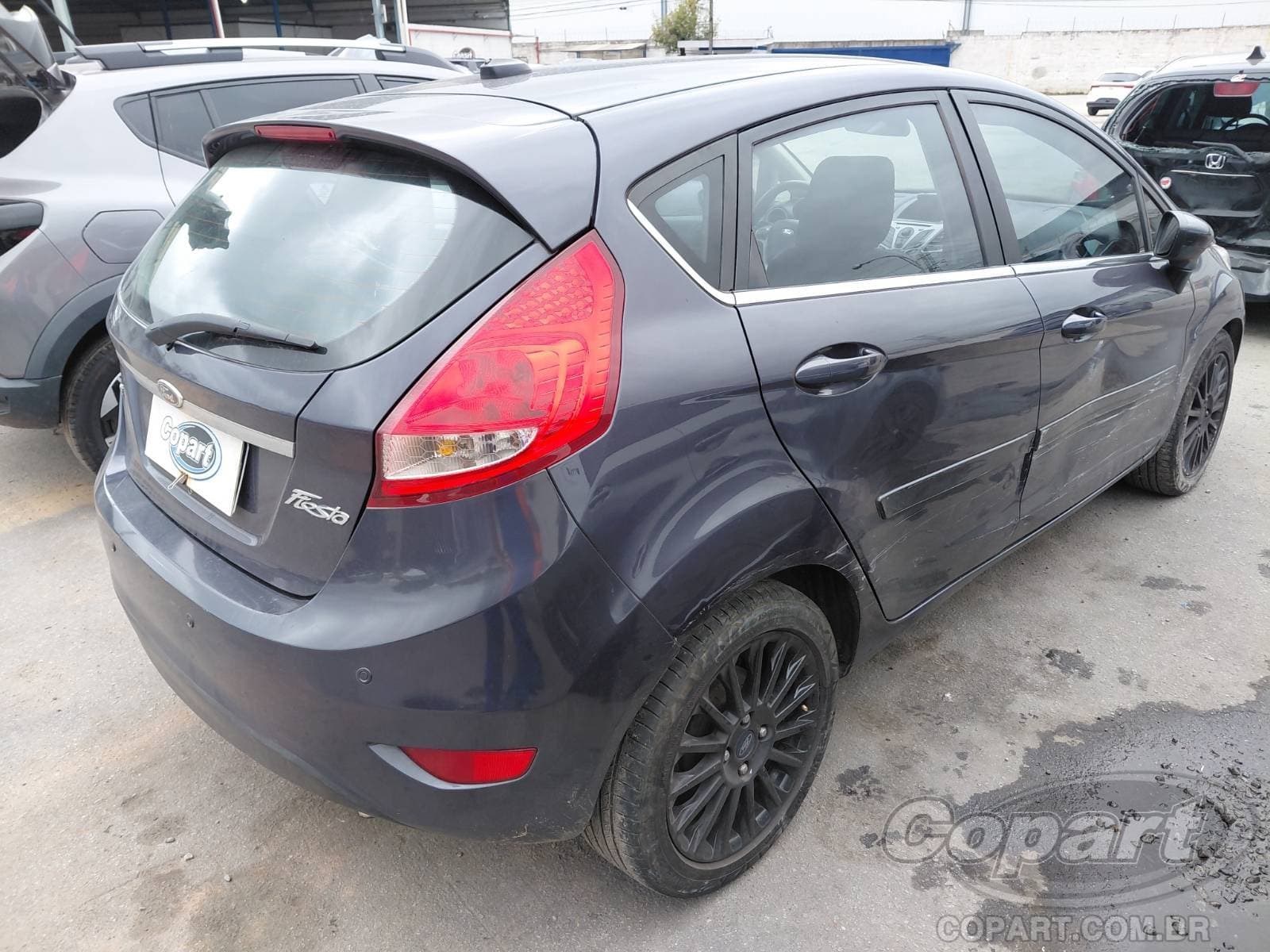 Ford Fiesta 2012 — foto 4