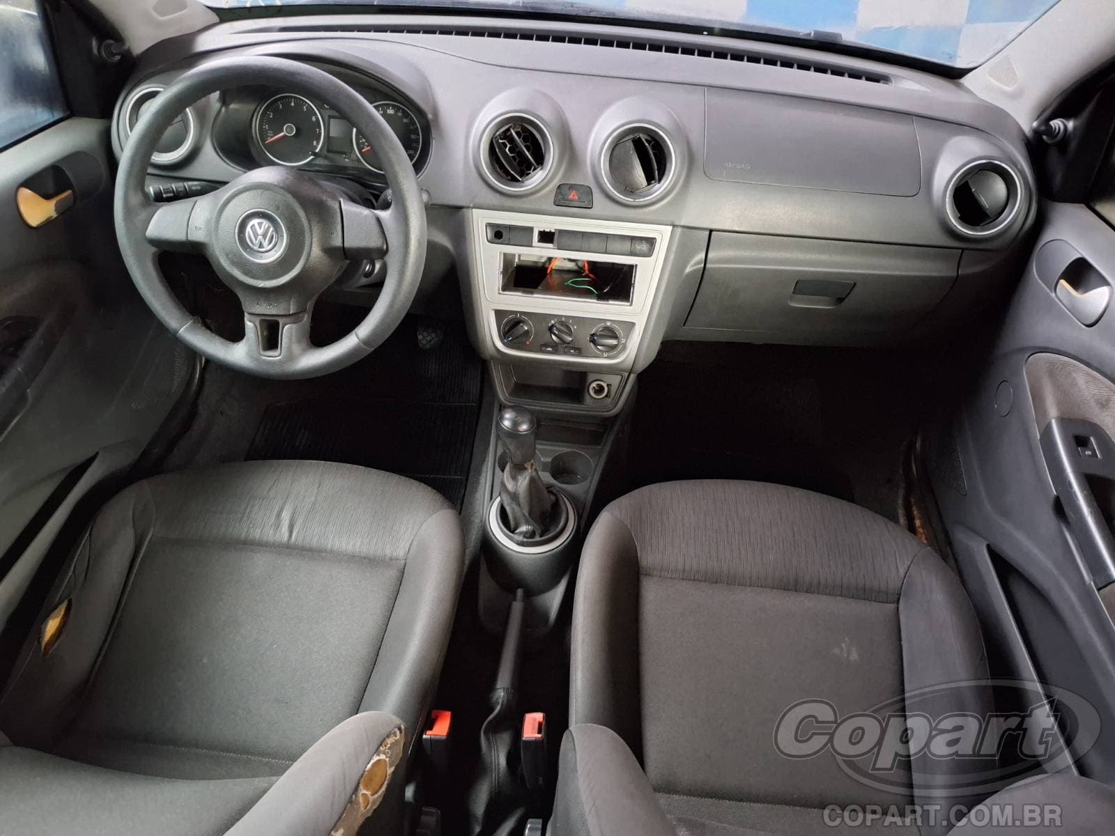 Volkswagen Voyage 2014 — foto 9