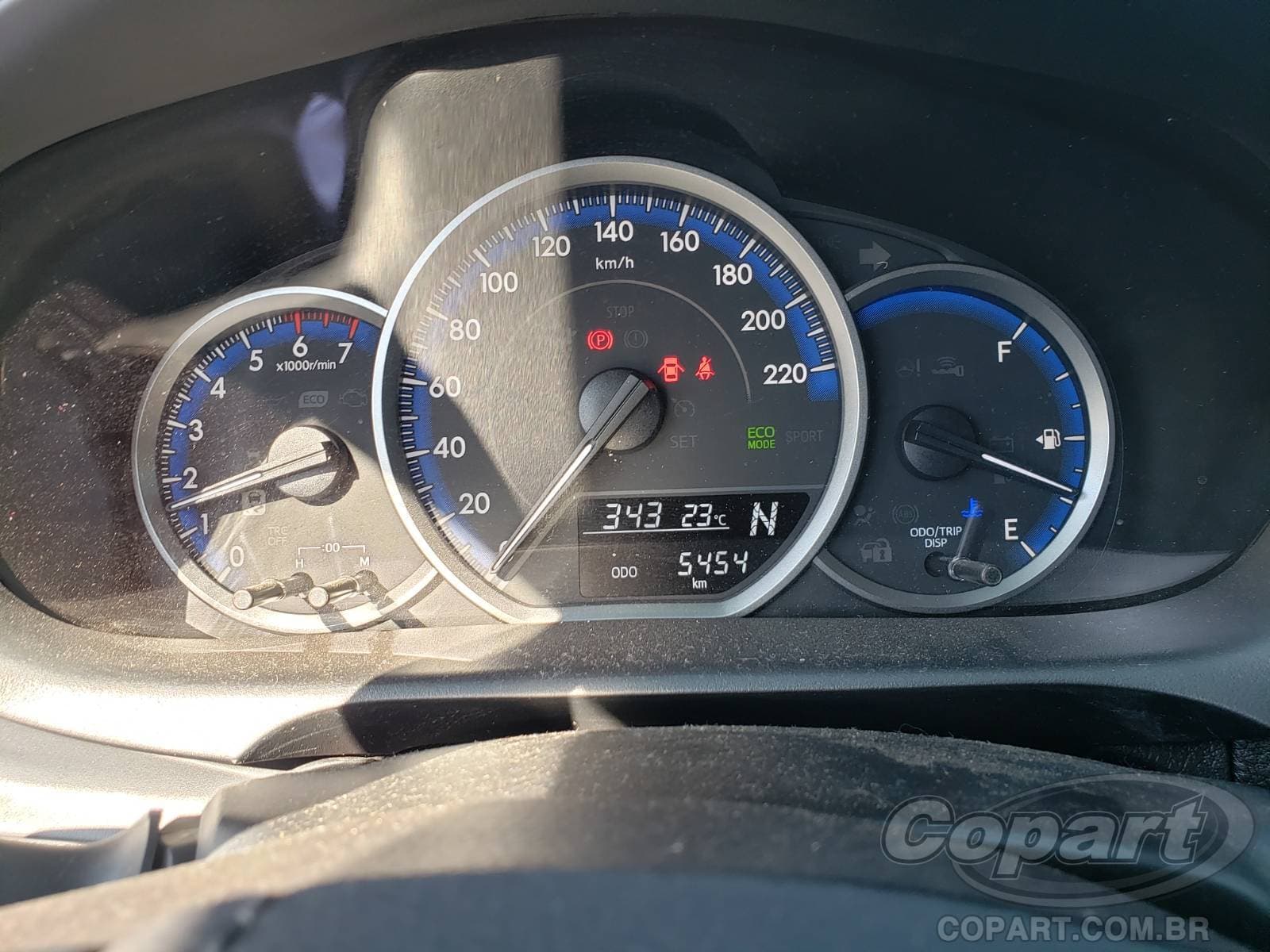 Toyota Yaris Seda 2024 — foto 8