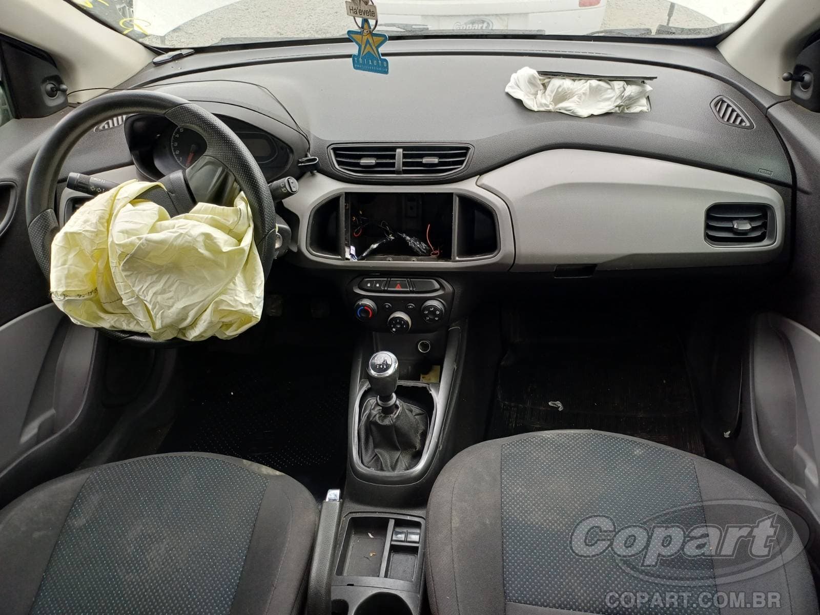 Chevrolet Onix 2017 — foto 9