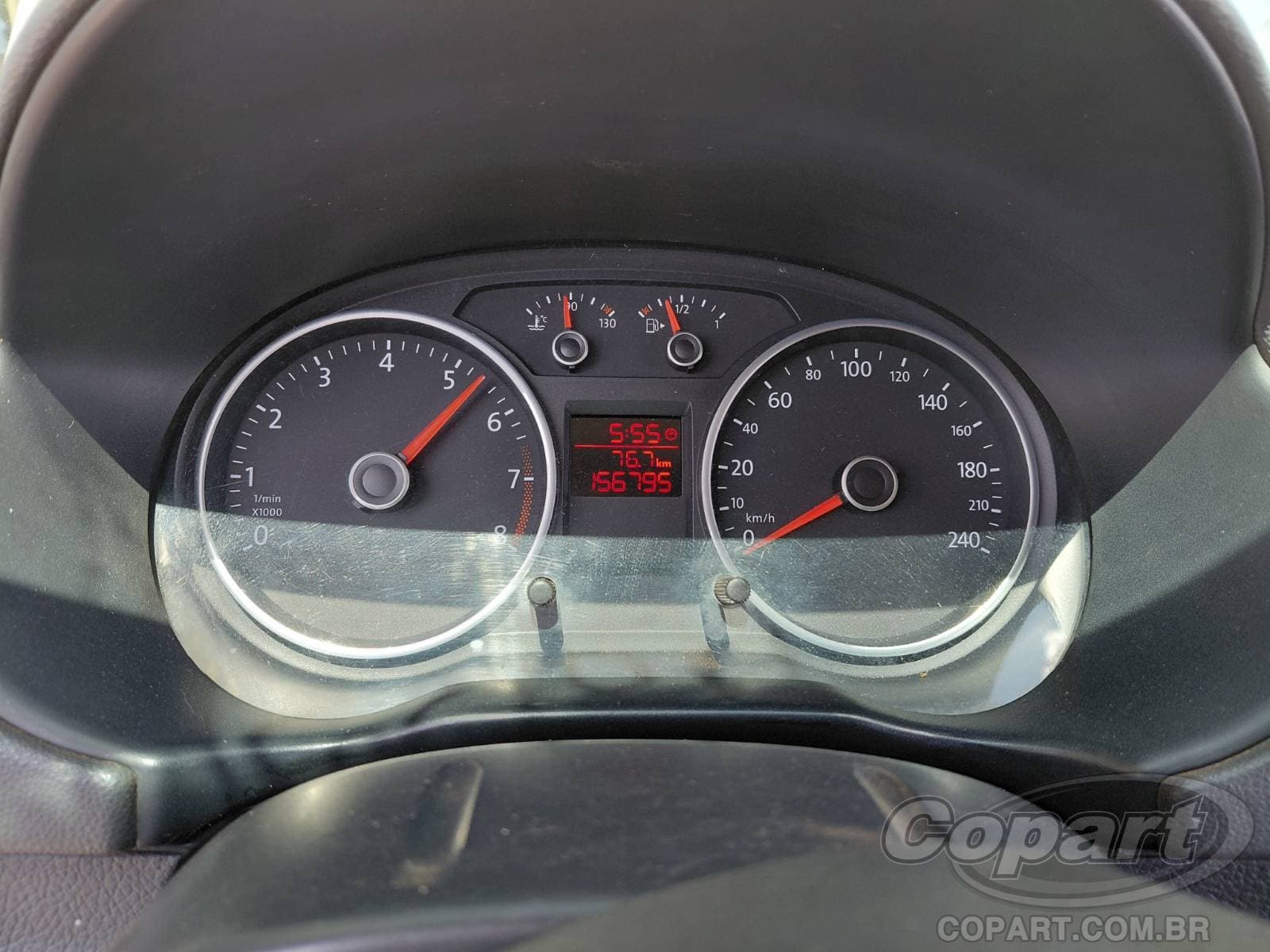 Volkswagen Voyage 2014 — foto 8