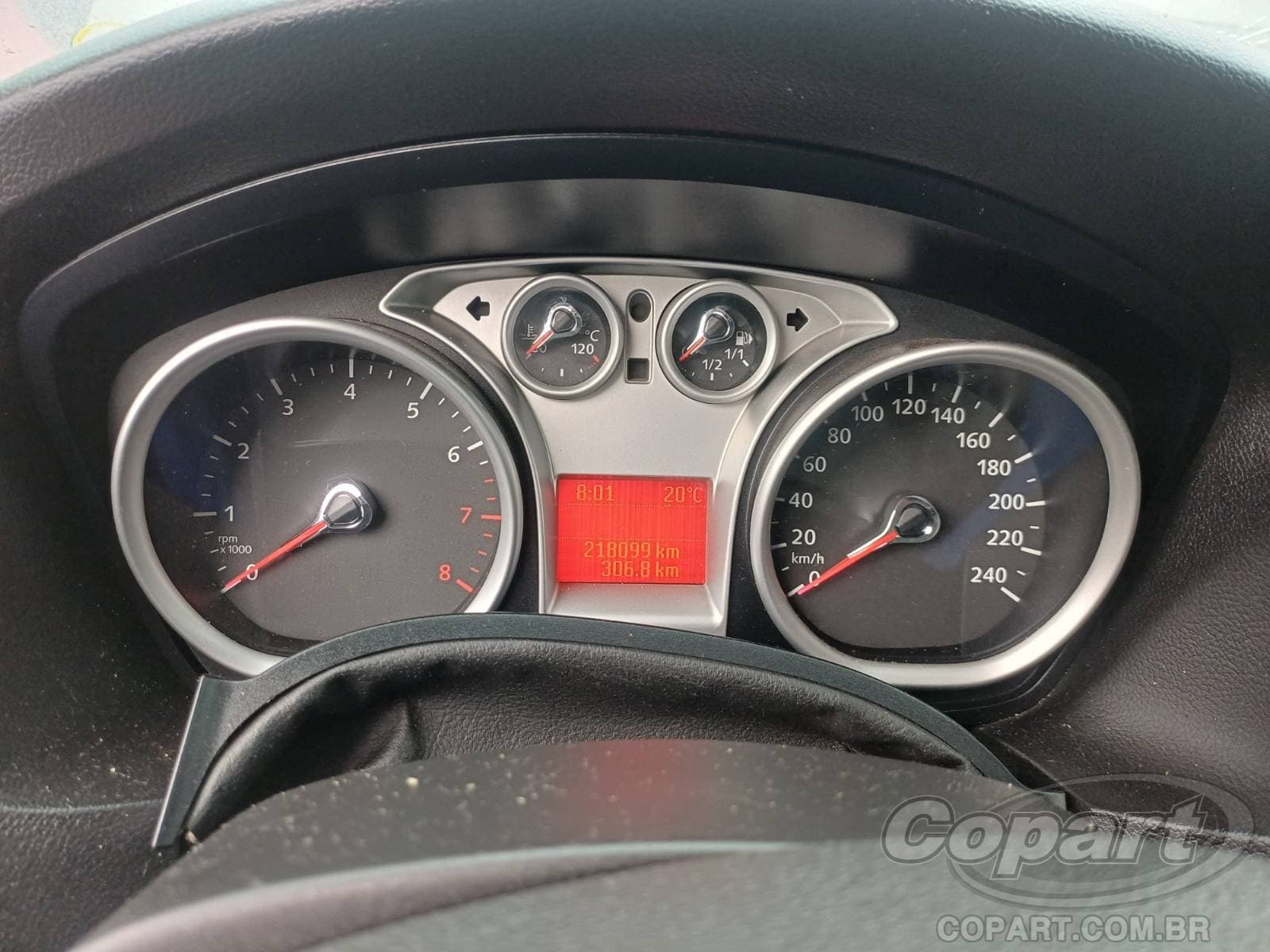 Ford Focus 2011 — foto 8