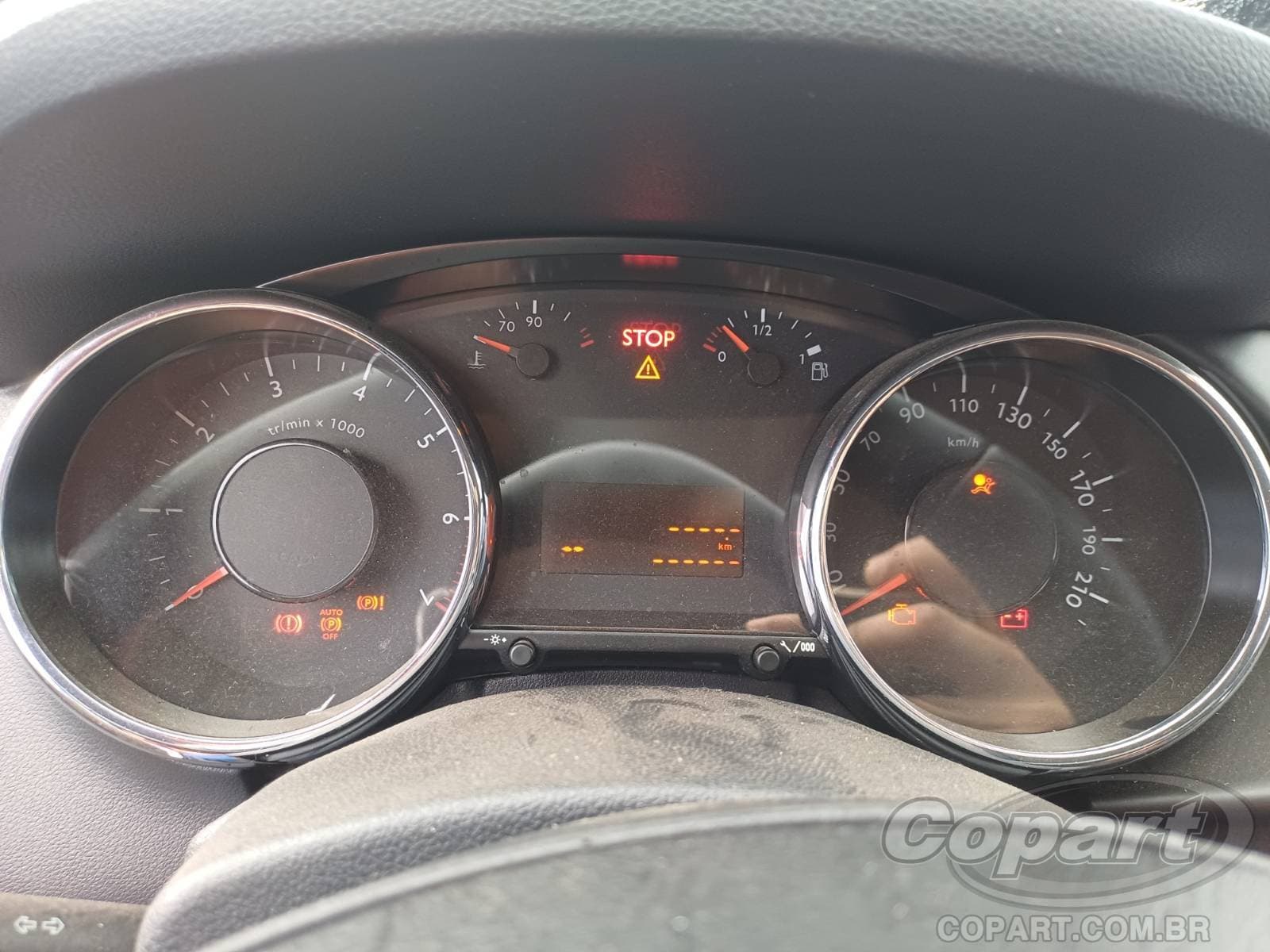 Peugeot 3008 2015 — foto 8