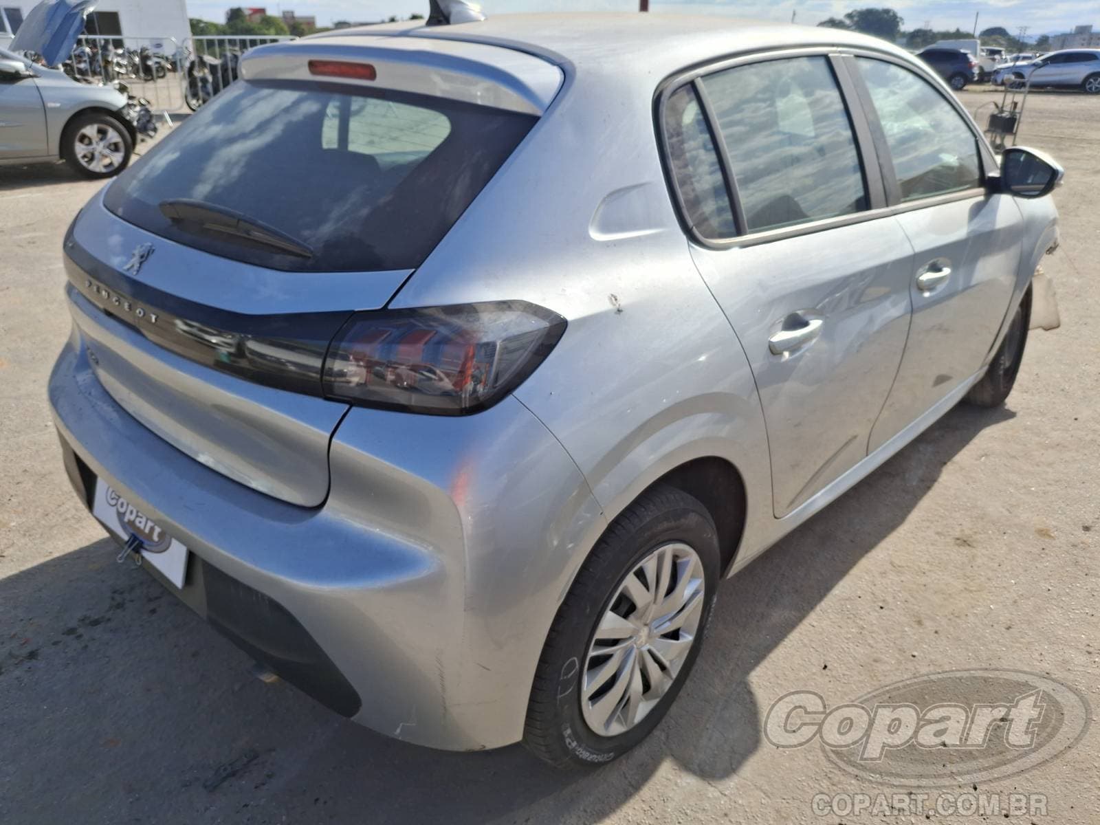Peugeot 208 2022 — foto 4