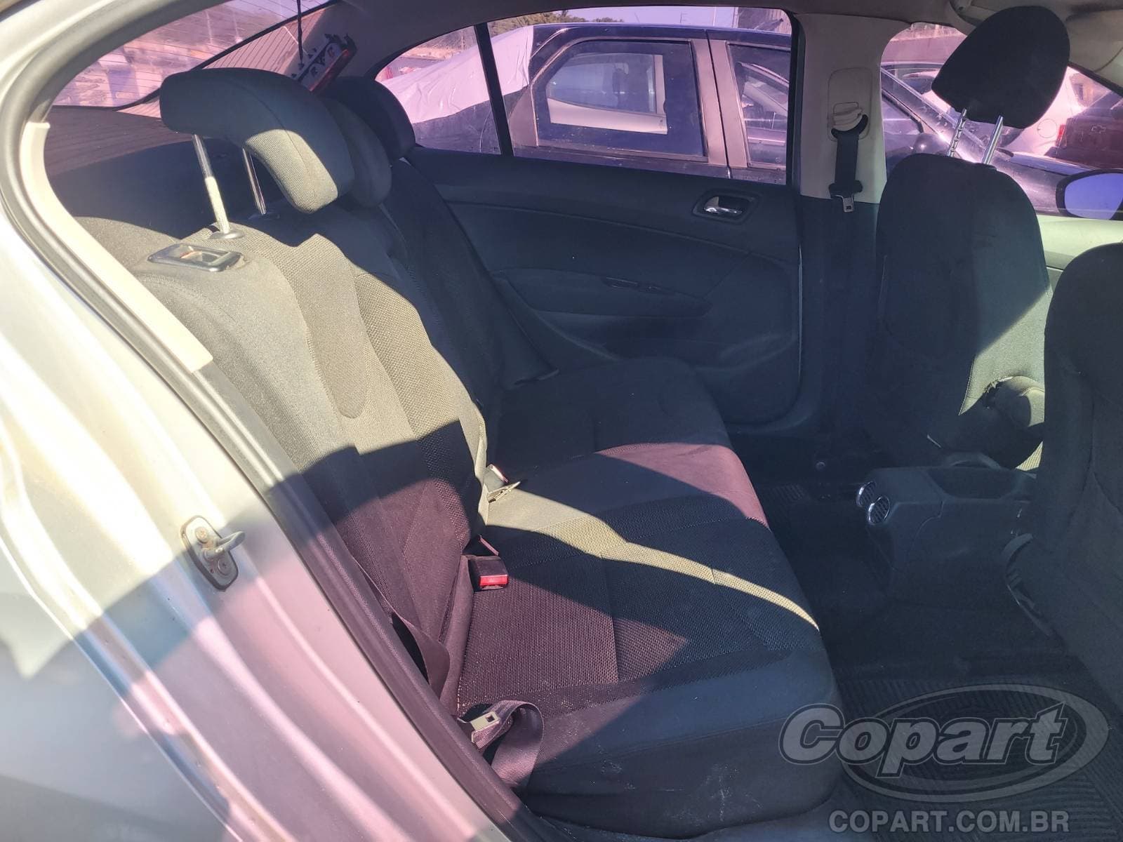 Peugeot 408 Sedan 2014 — foto 6