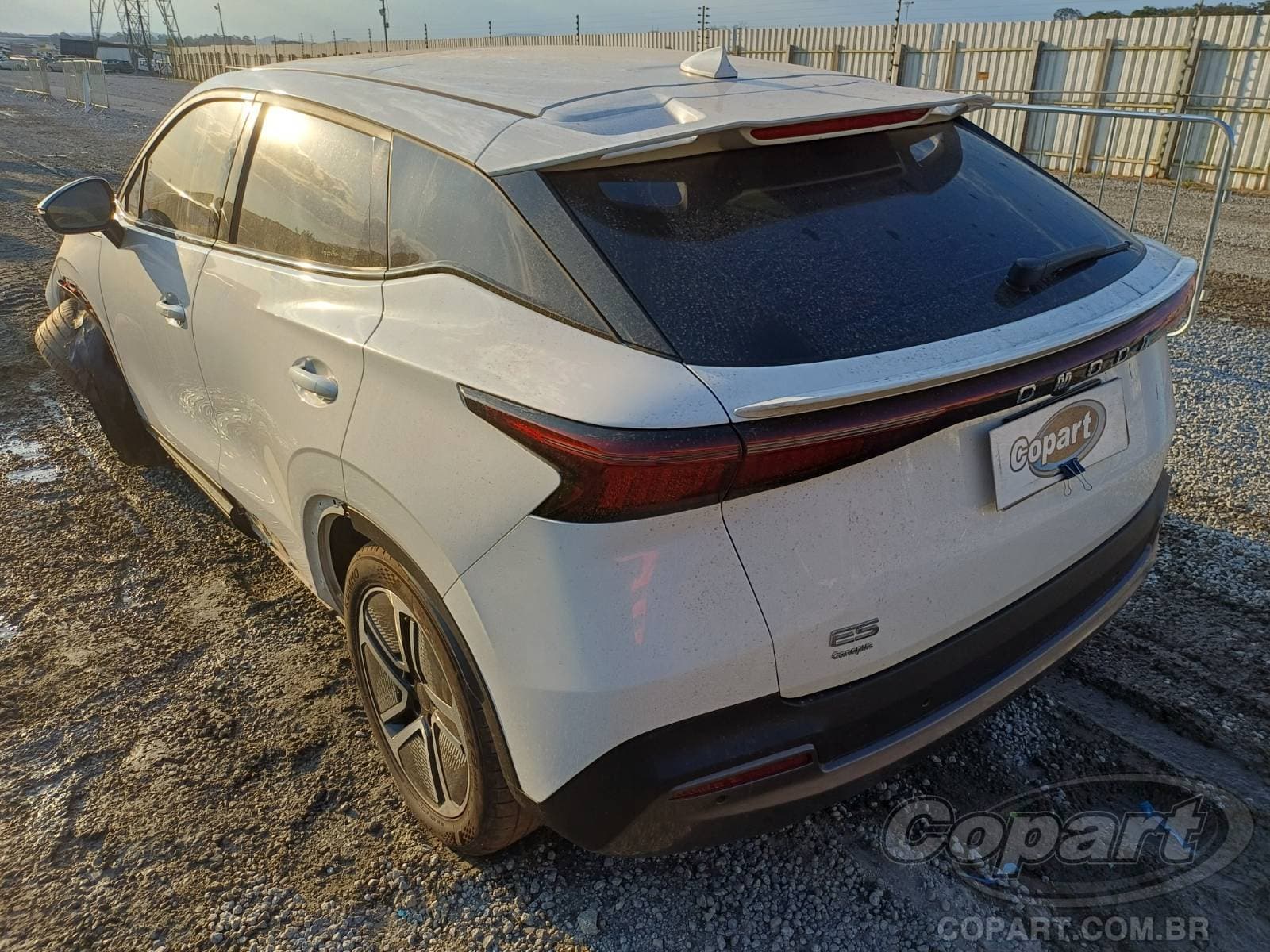 Omoda E5 2026 — foto 3