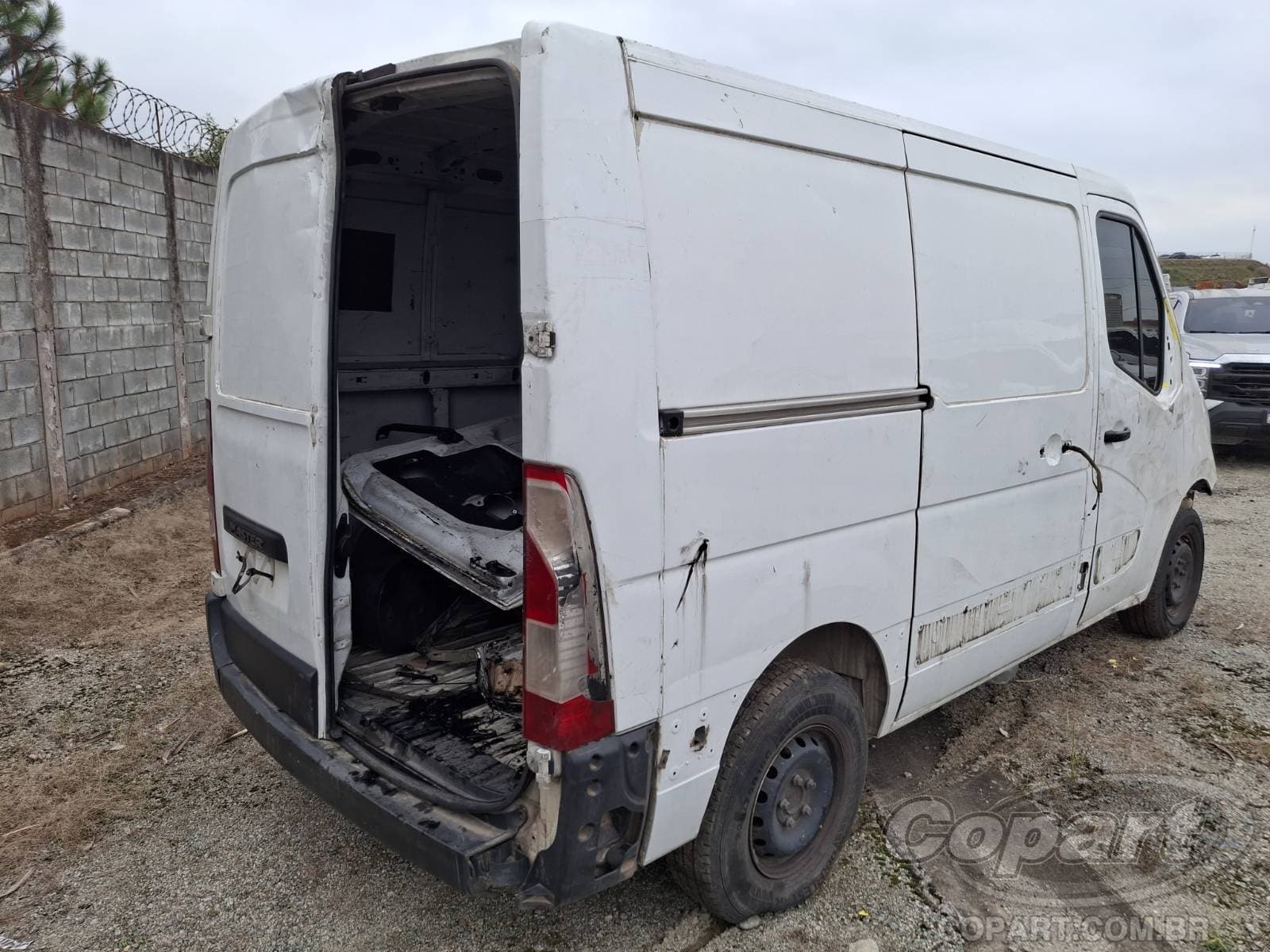 Renault Master Furgao 2022 — foto 4