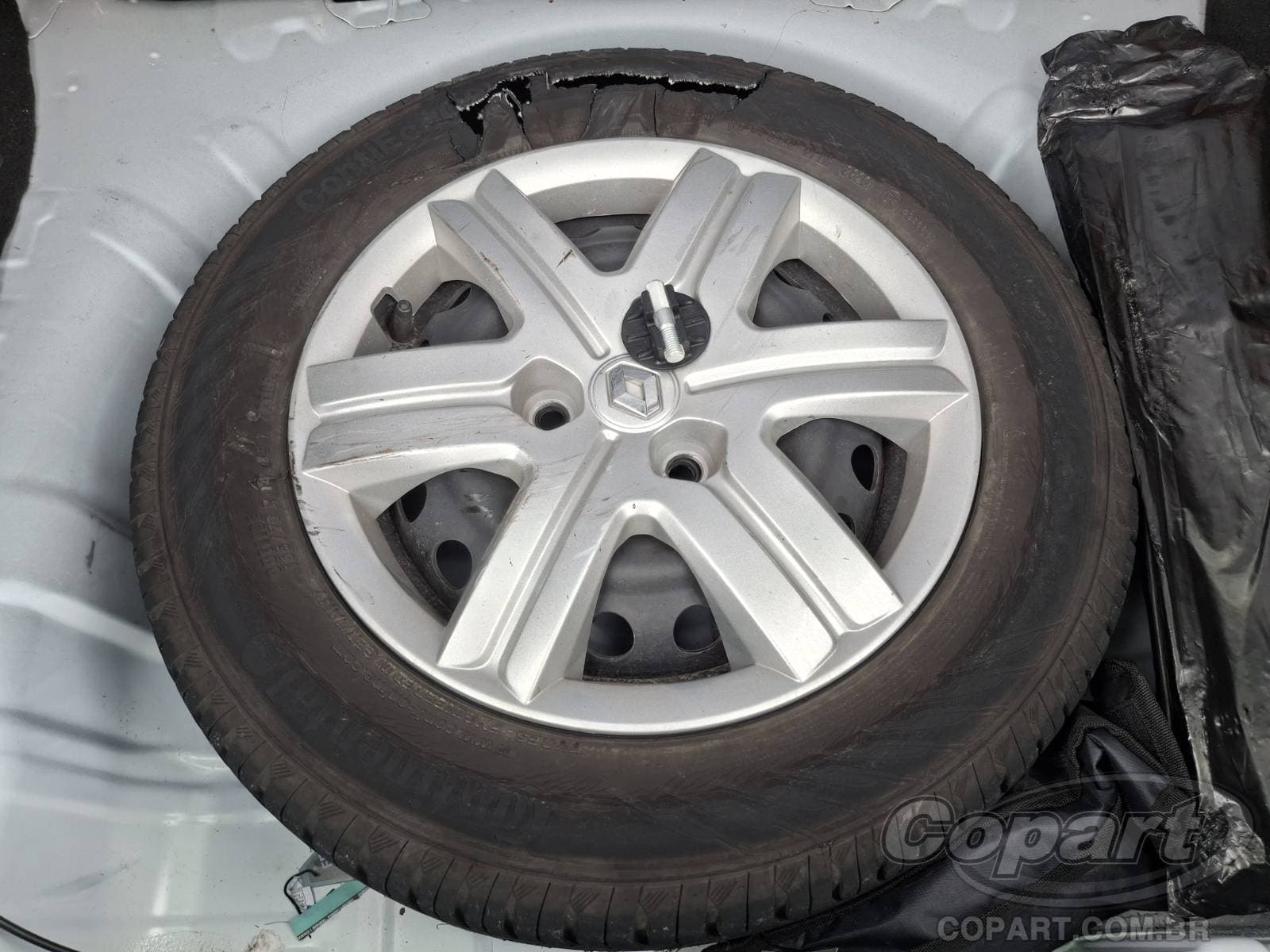 Renault Kwid 2021 — foto 10