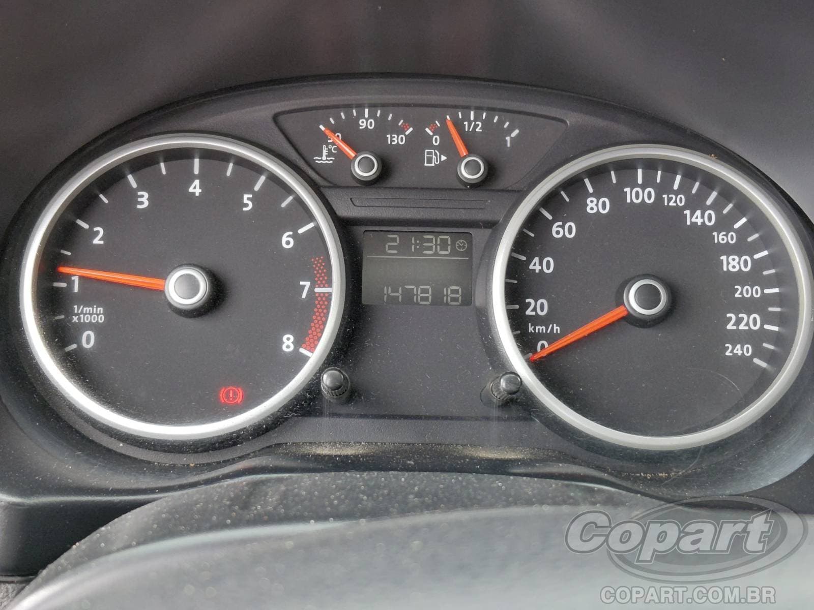 Volkswagen Voyage 2010 — foto 8