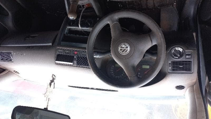 Volkswagen Golf 2000 — foto 16