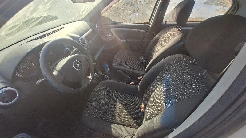 Renault Logan EXP 1016v 2011 — foto 14