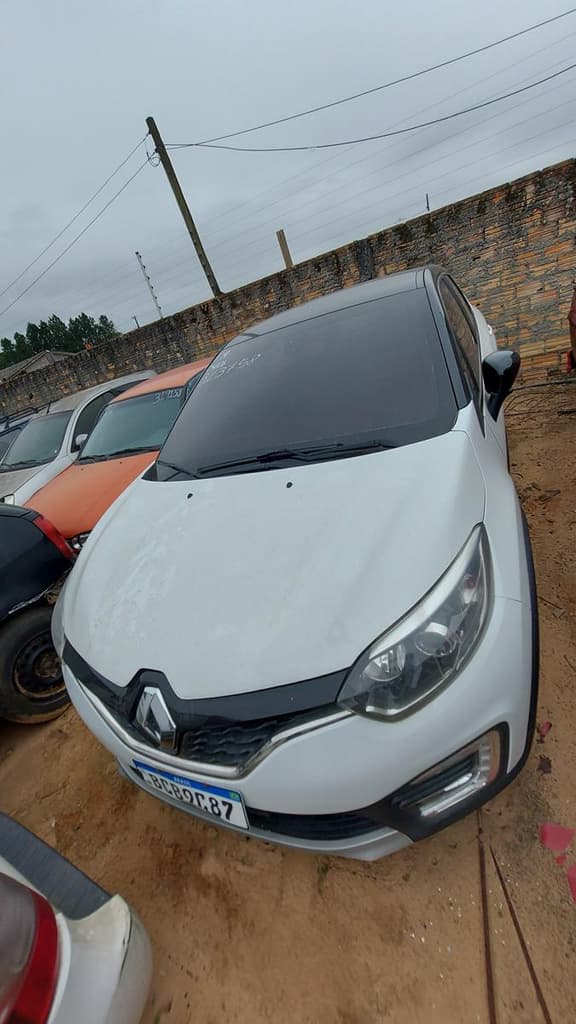 Renault Captur Inten 16A 2018 — foto 15