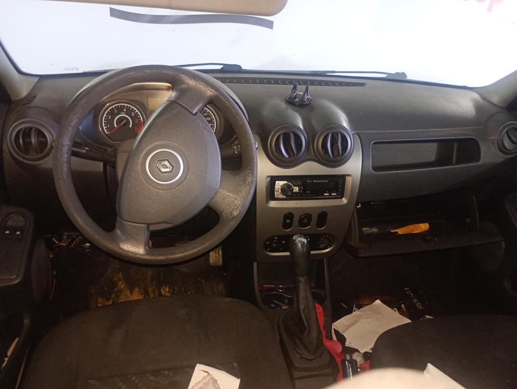 Renault Logan AUT 1016v 2011 — foto 5
