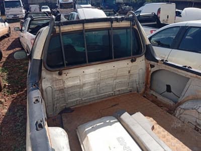 Fiat Strada 2012 — foto 15