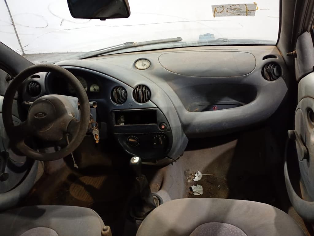 Ford KA 1998 — foto 5