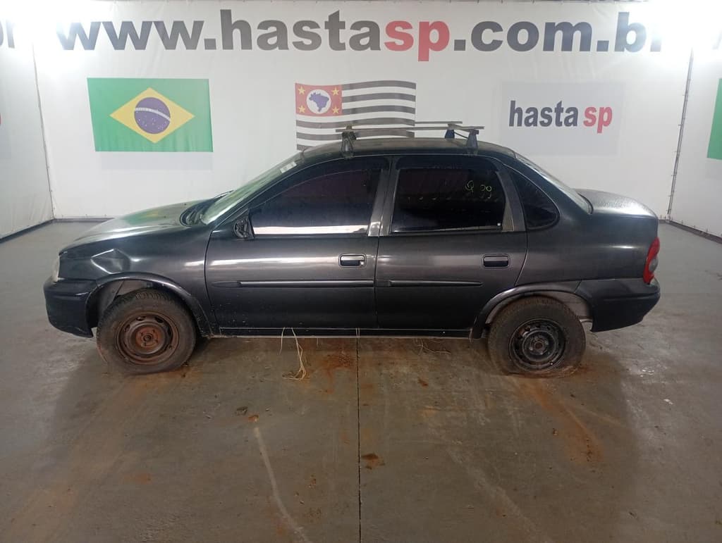 Chevrolet Corsa Milenium 2002 — foto 3