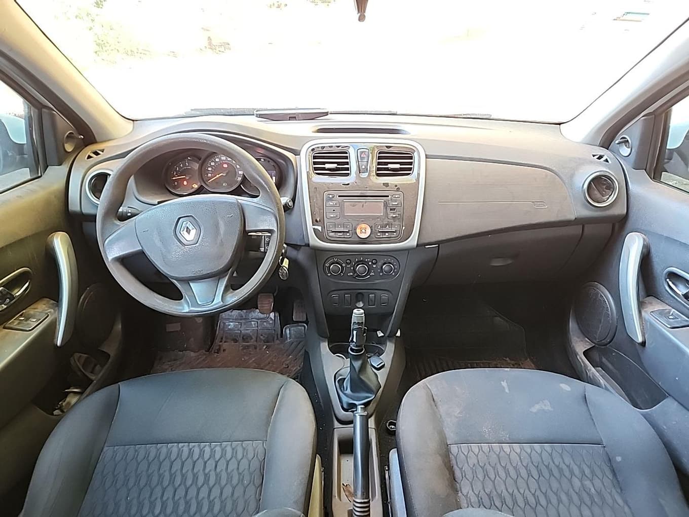 Renault Sandero Expr 16 2016 — foto 8