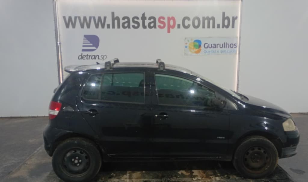 Volkswagen FOX 1.0 Route 2009, preta