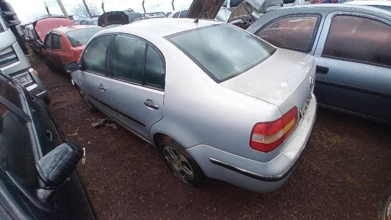 Volkswagen Polo Sedan 1.6 2006 — foto 4