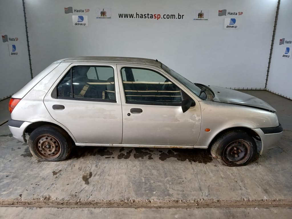 Ford Fiesta GL 2000 — foto 6