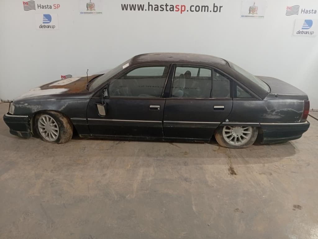 Chevrolet Omega GLS 1995, cinza