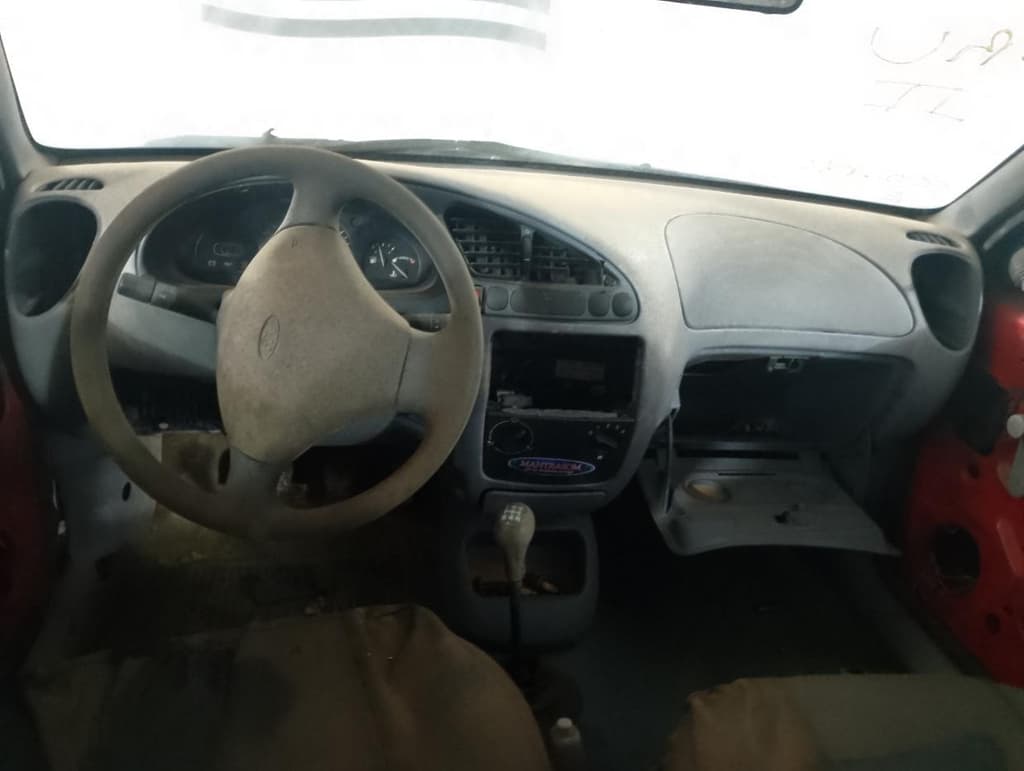Ford Fiesta 1999 — foto 5