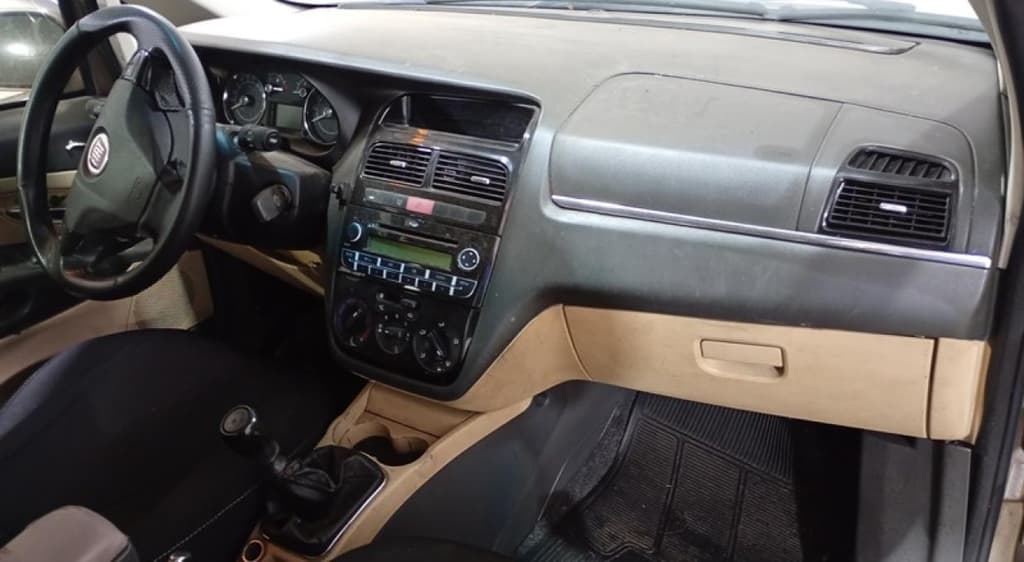 Fiat Linea HLX 1.8 2011 — foto 6