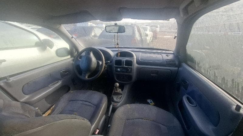Renault Clio RN 1.0 2001 — foto 13