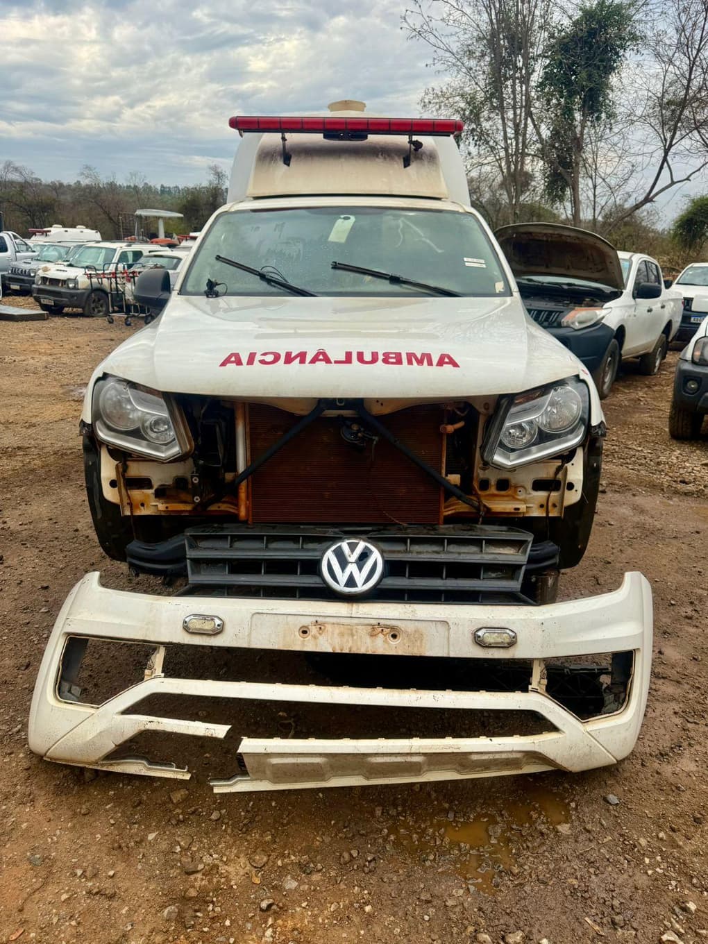 Volkswagen Amarok CS 4X4 S (ambulância), 2020 — foto 2