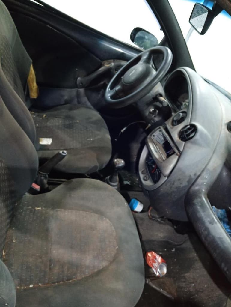 Ford KA GL 2006 — foto 5