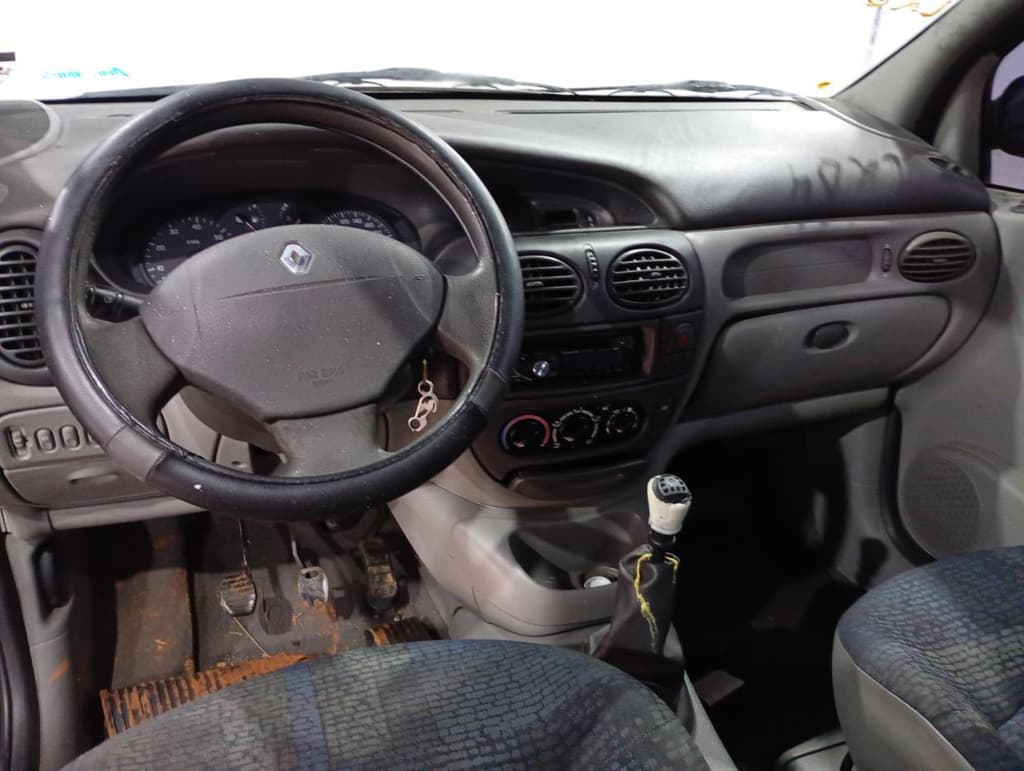Renault Reanult Scenic AUT 1616v 2004 — foto 5