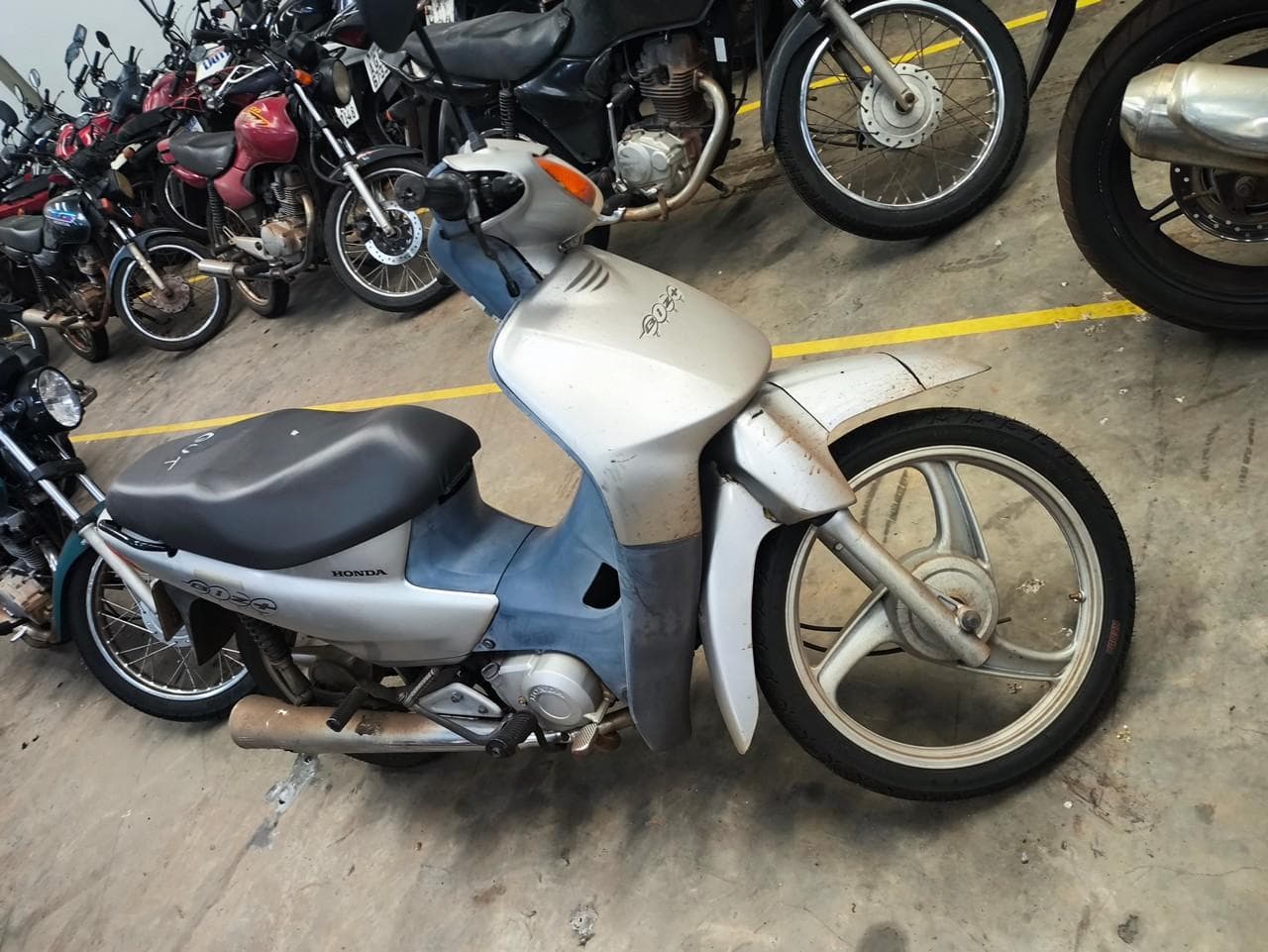Honda C100 BIZ Mais, 2005 — foto 6