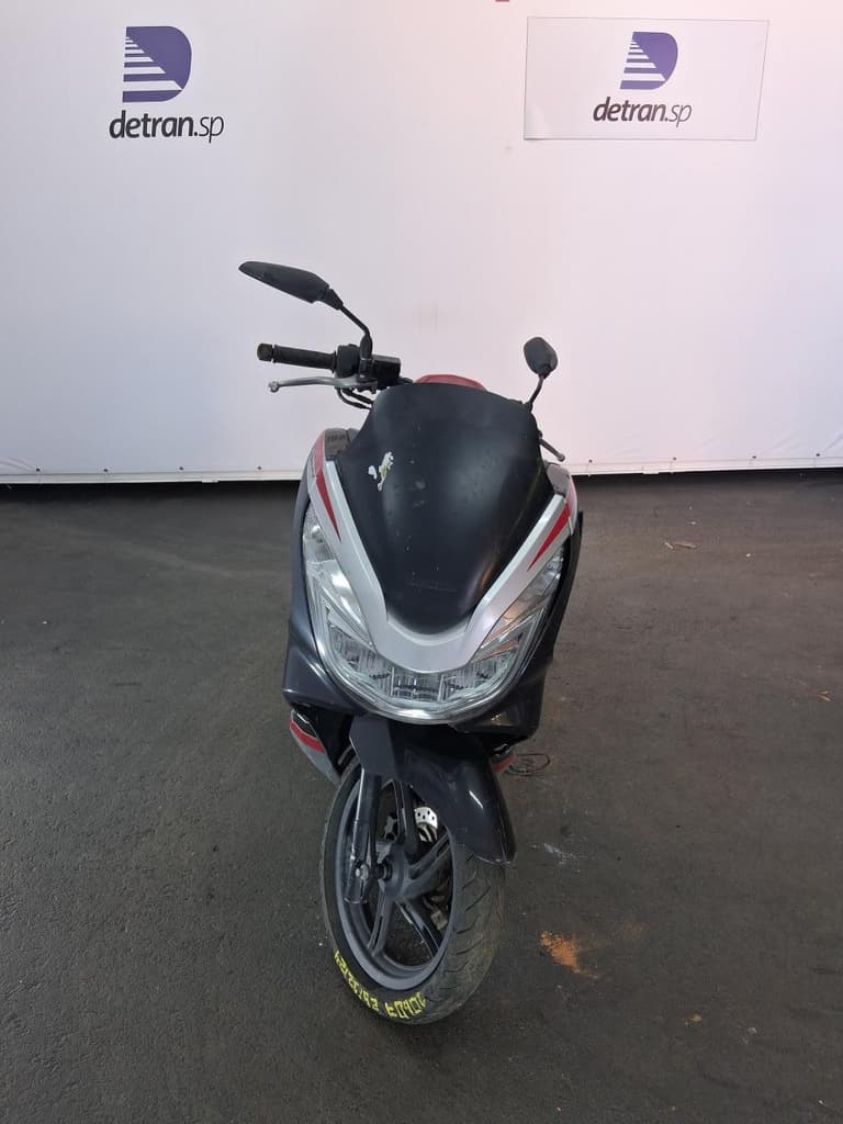 Honda PCX 150 2018 — foto 3